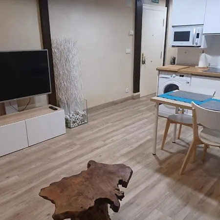 Al Compas De La Luna Burgo